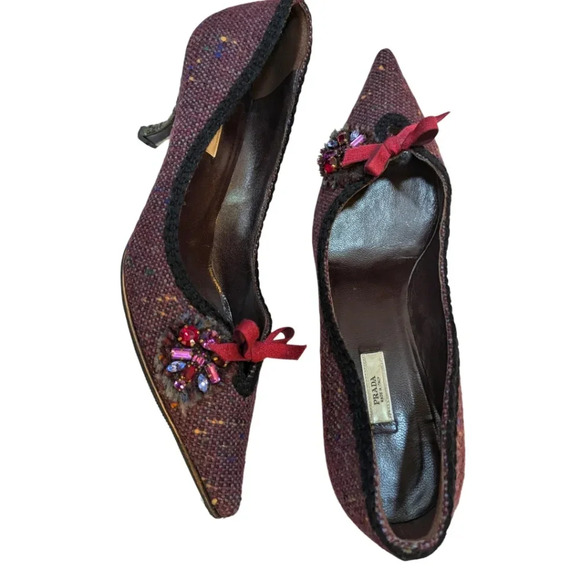 Prada Tweed Jewel Embellished Kitten Heel Pumps / Heels SZ 40 /US SZ10 Gorgeous! - Picture 7 of 11